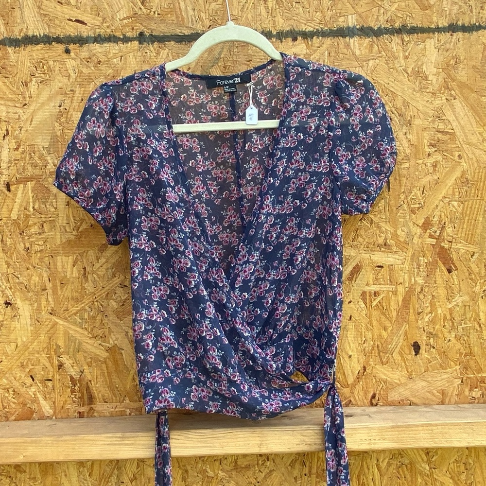 Floral tie blouse